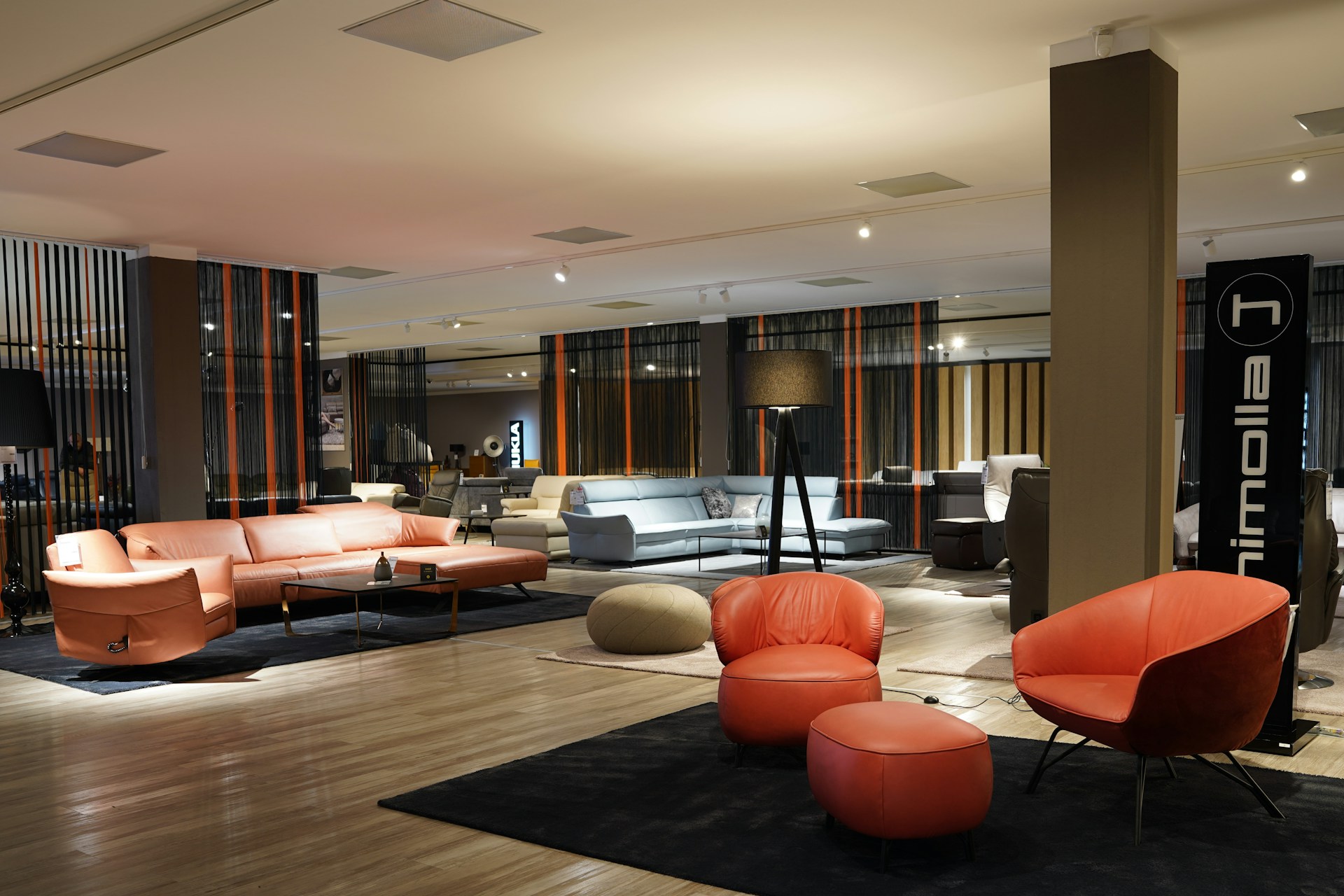 RH Auctions showroom